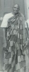 Amu in Kente